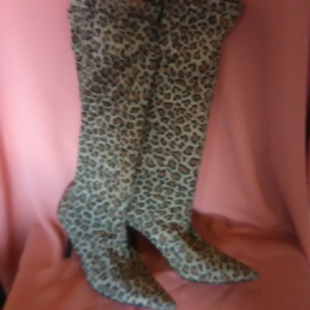 Colin Stuart leopard boots